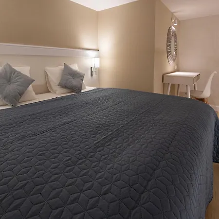 Apartament Ozone One *